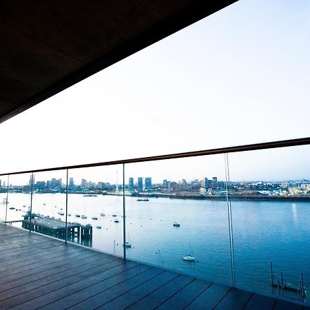 Waterfront- London Greenwich O2 Arena 2 Bed Flat Екстериор снимка