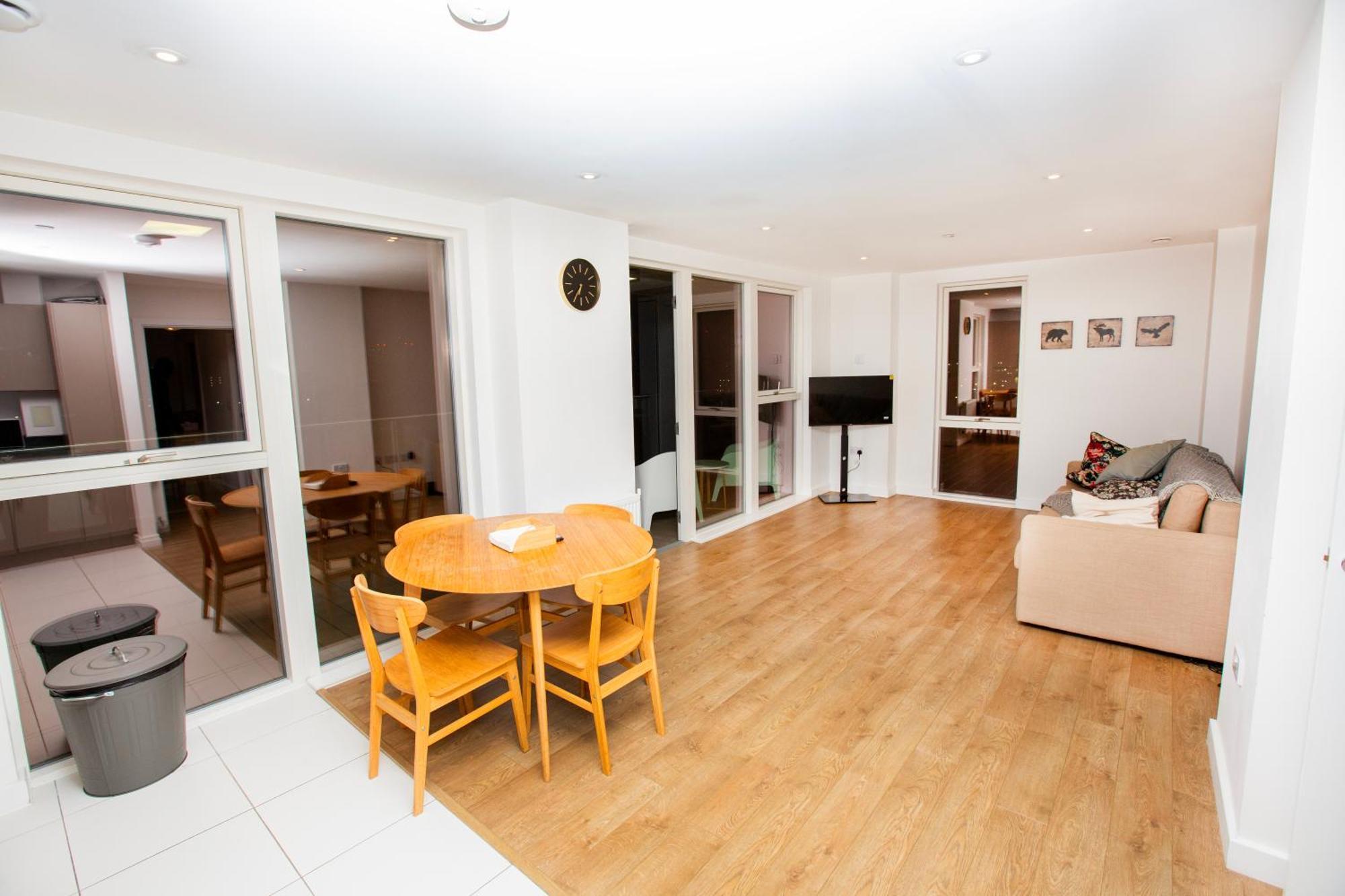Waterfront- London Greenwich O2 Arena 2 Bed Flat Екстериор снимка